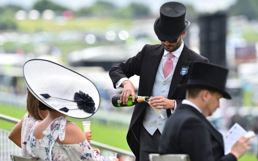 epsom derby dress code